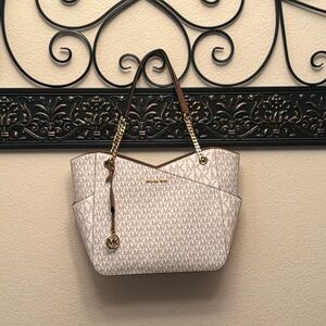 Eva Large logo tote bag